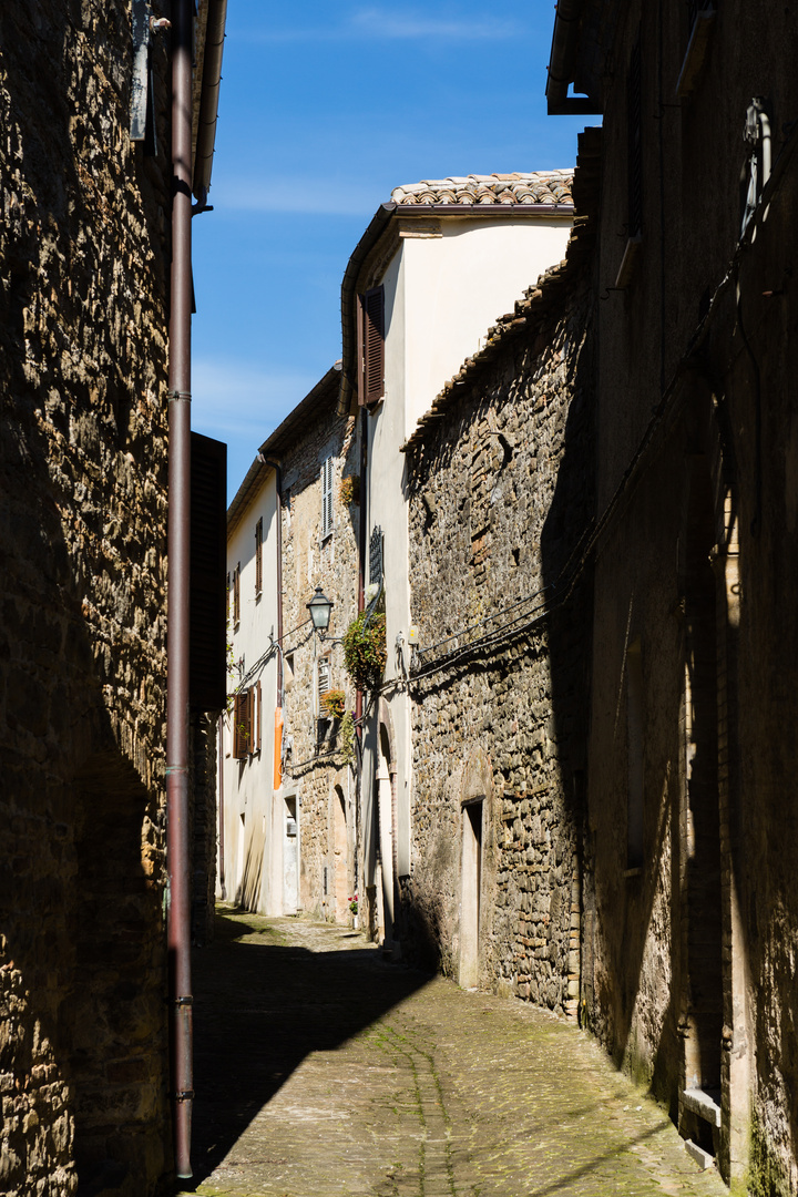 Gasse in der Altstadt von Cingoli