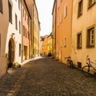 Gasse in der Altstadt von Regensburg