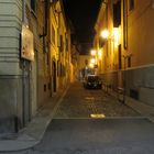 Gasse in Mantua bei Nacht