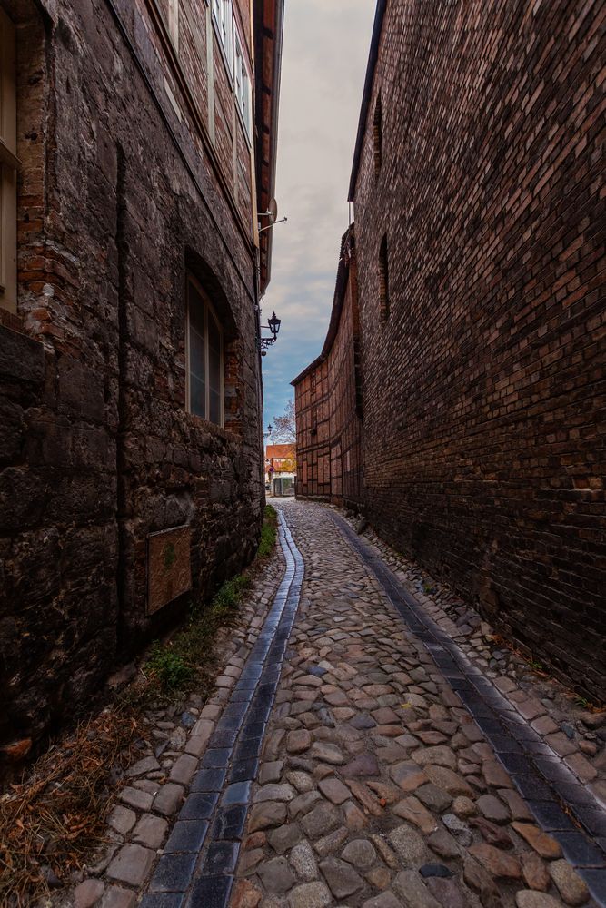 Gasse in Quedlinburg Foto & Bild architektur, stadtlandschaft