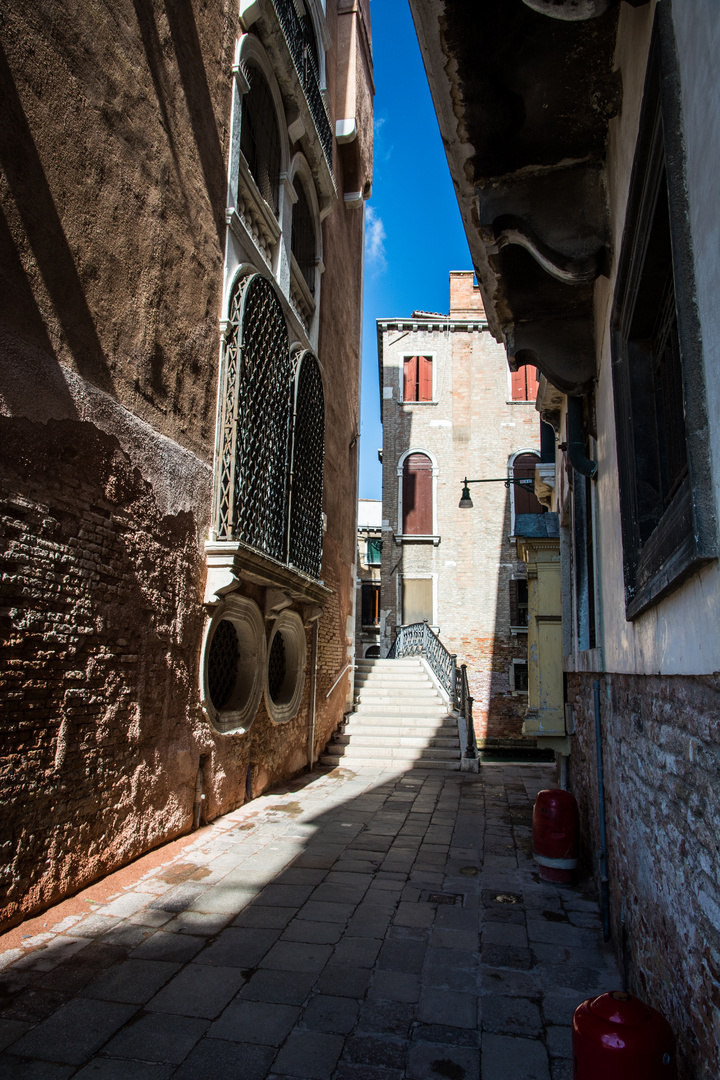 Gasse in Venedig