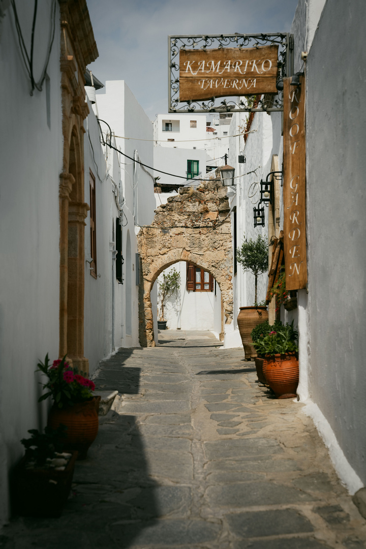 Gassen von Lindos (Rhodos)