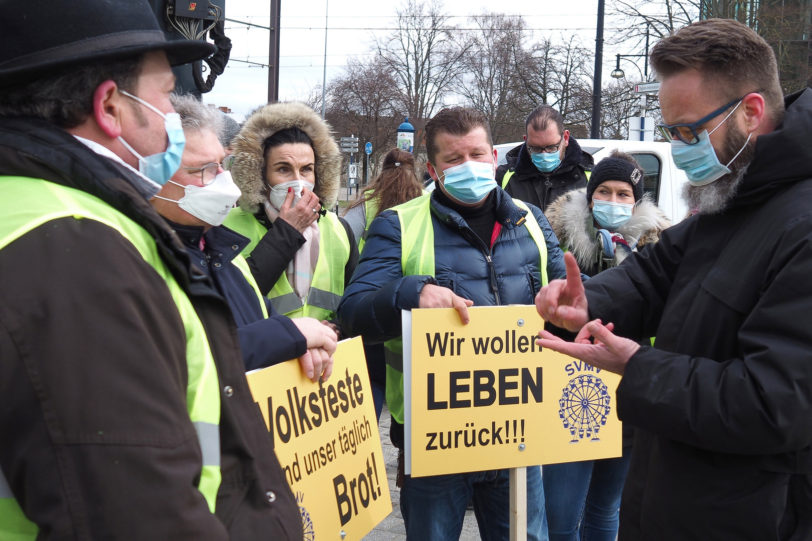 Gastgewerbe: Lasst uns öffnen! Lasst uns leben! (3)