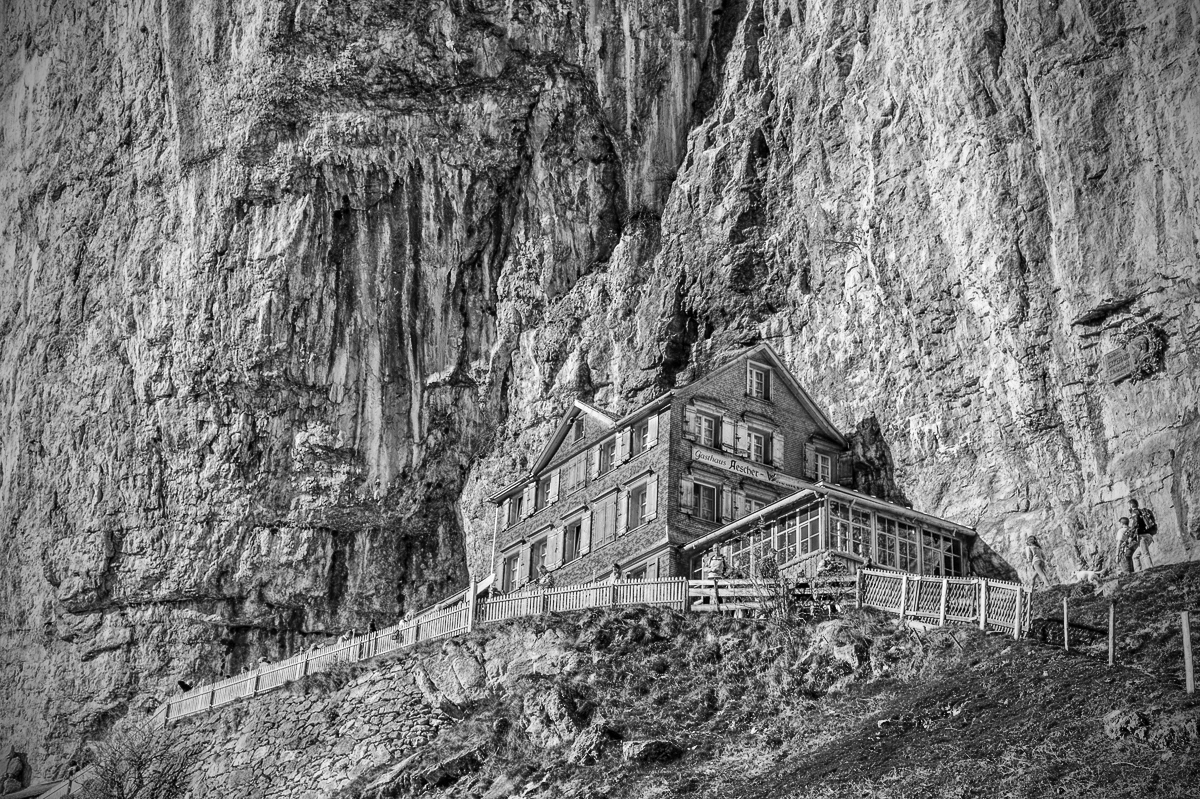 Gasthaus Aescher - Wildkirchli - II