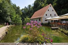 Gasthaus Friedrichshöhle an der Zwiefalter Ach