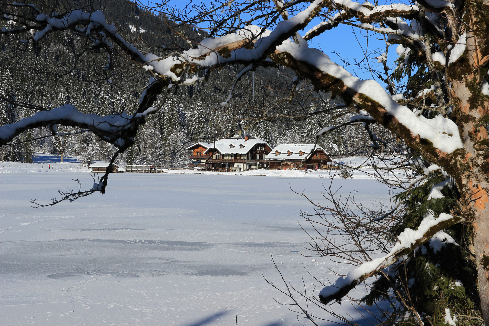 Gasthaus im Rahmen