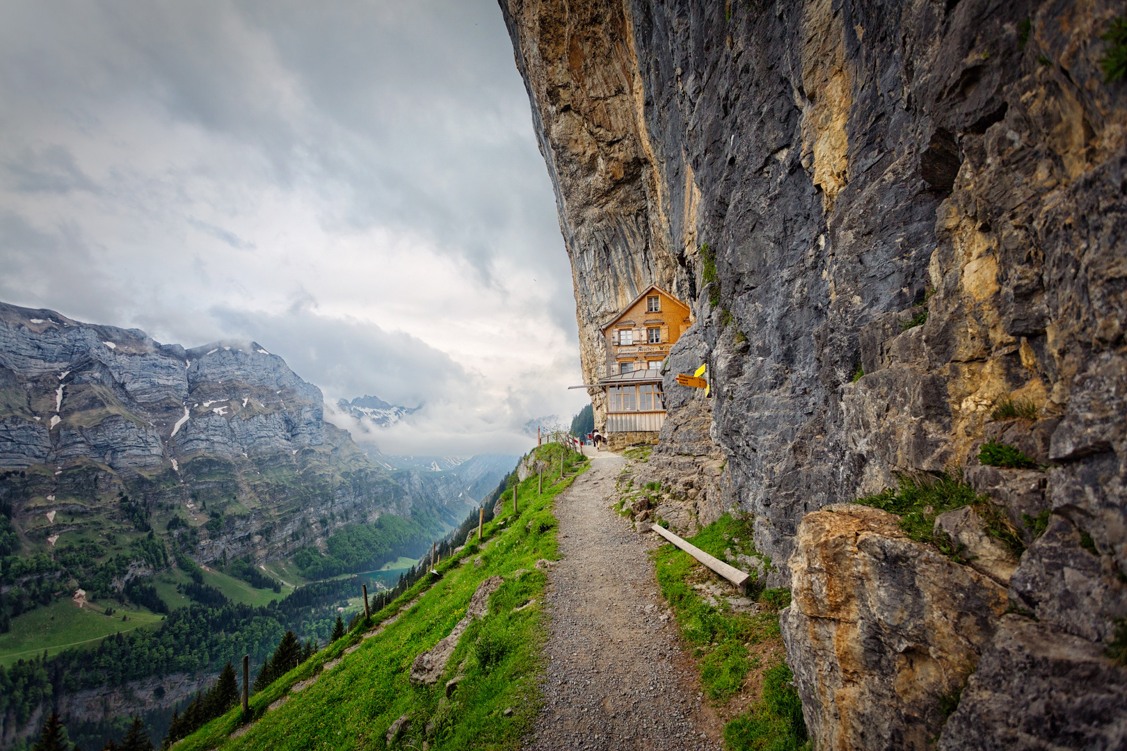 Gasthaus in den Schweizer Alpen