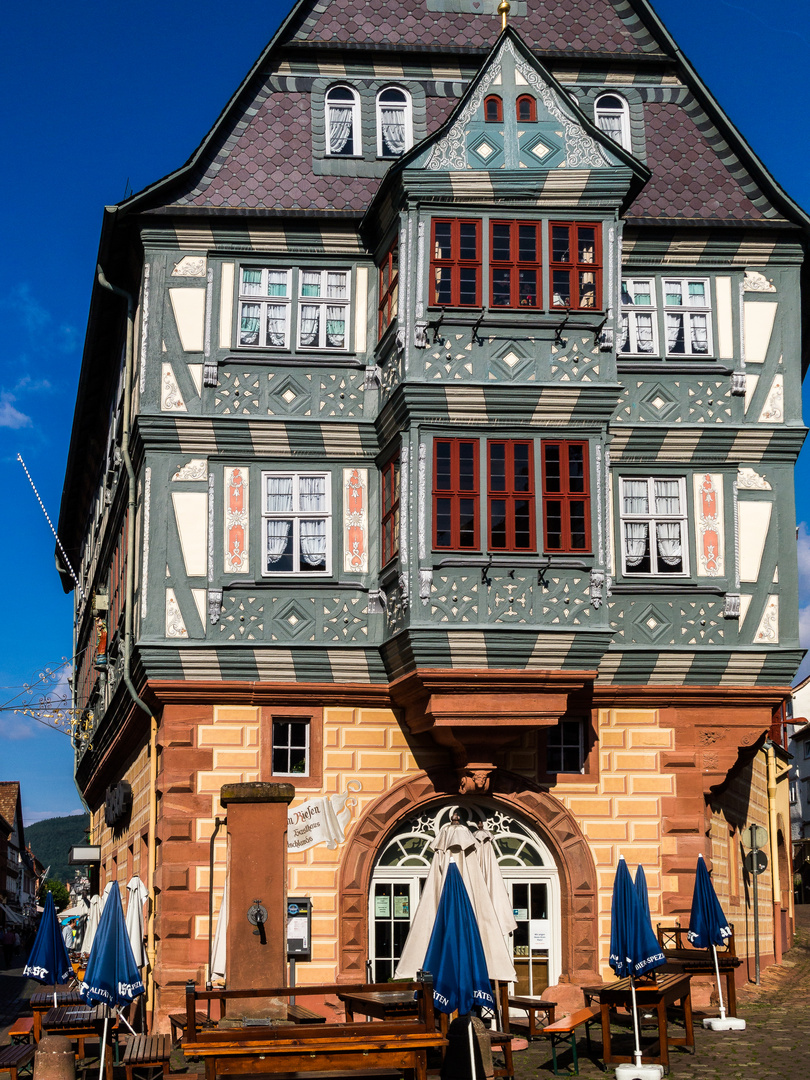 Gasthaus zum Rießen, mit viel Blau