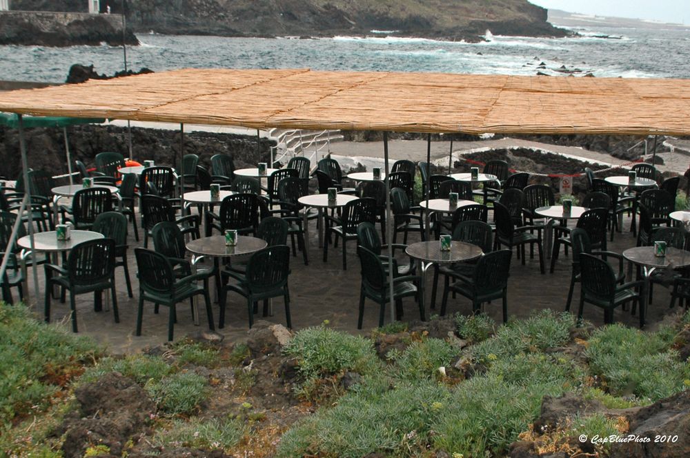 Gastronomie unter freiem Himmel direkt am Meer in Garachico