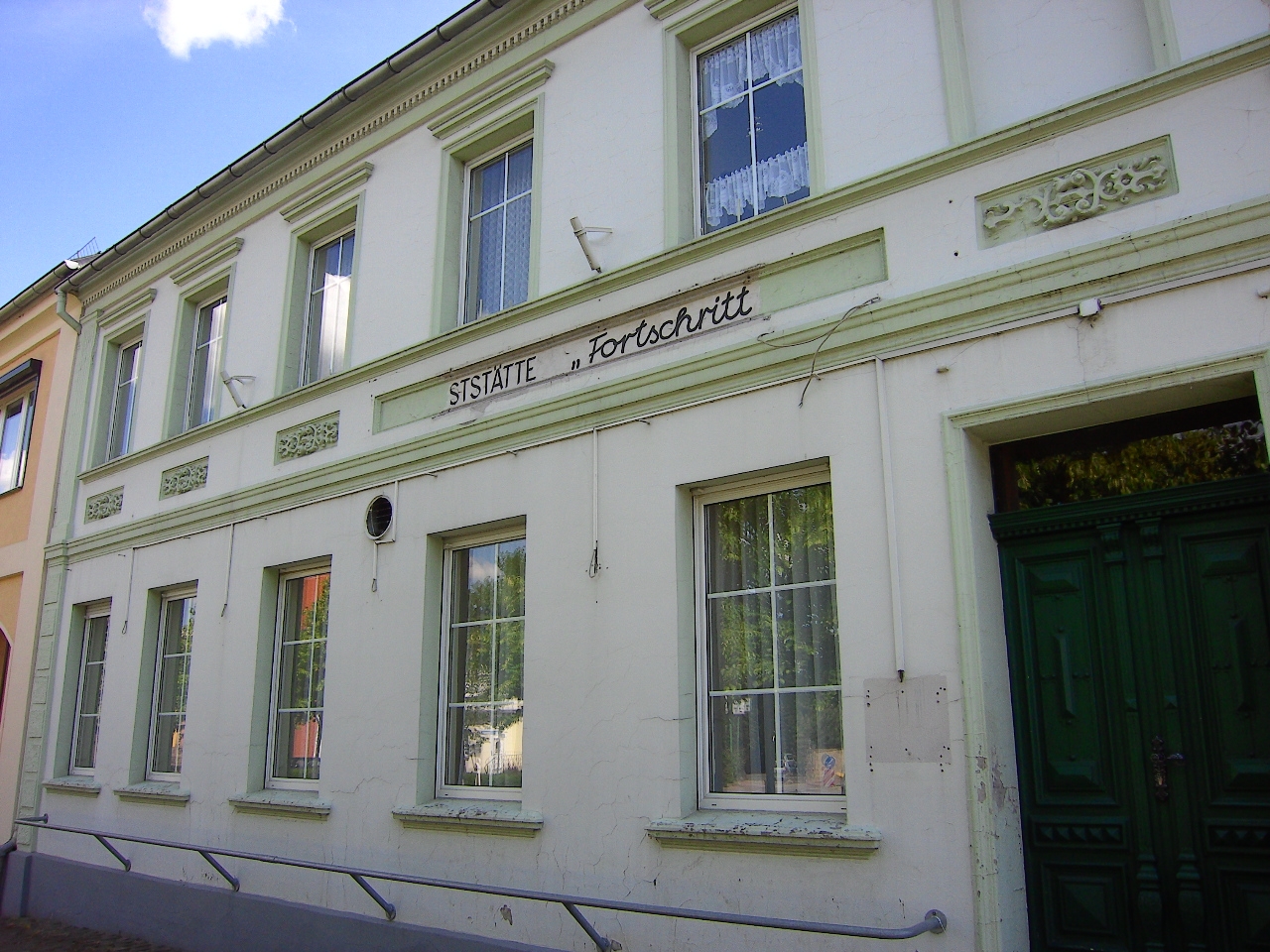 Gaststätte "Fortschritt" in Schönhausen (Elbe), 14.05.2009