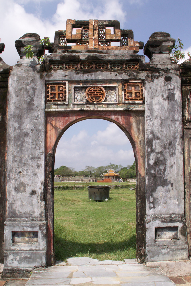 Gate in der Citadel von Hue (Vietnam)