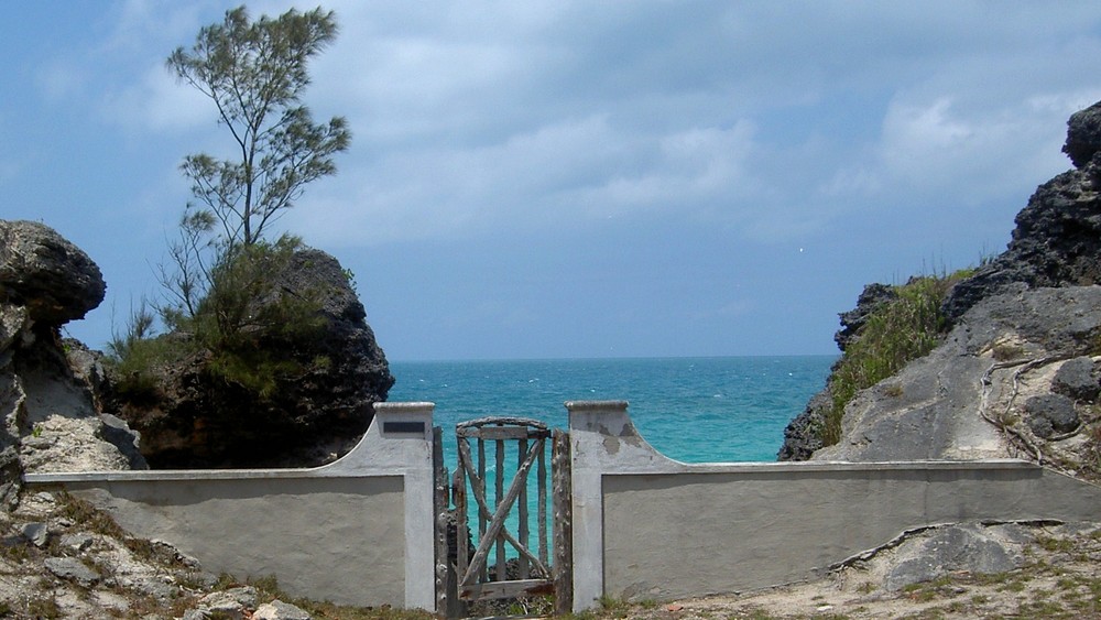 Gate to the Ocean