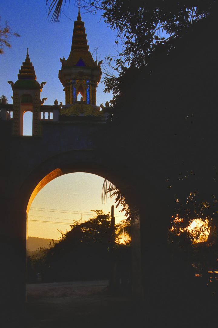 Gate to the temple complex