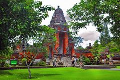 Gate to the temple Pura Taman Ayun