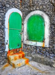 Gates and doors (149);.......rust flow