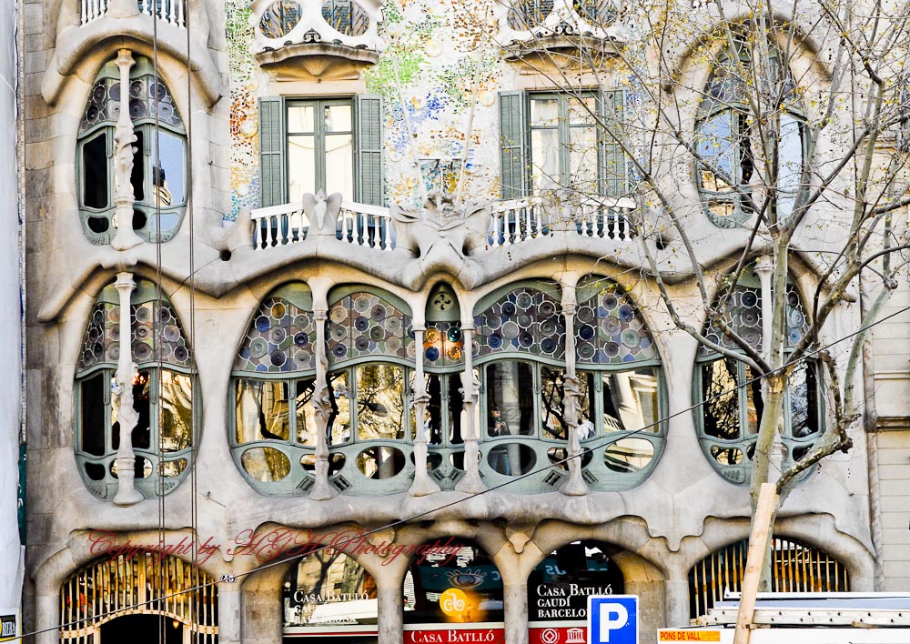 Gaudi Haus Foto Bild Europe Spain Aragon Katalonien Bilder Auf Fotocommunity