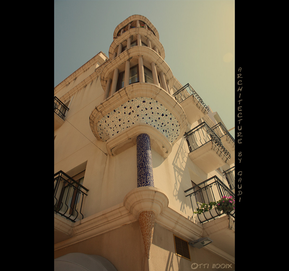 Gaudi-Style