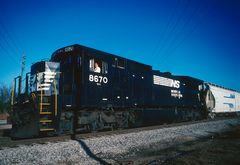 GE C39-8E NS#8670 Norfolk Southern/SOU vor dem Chattanooga Yard,1992