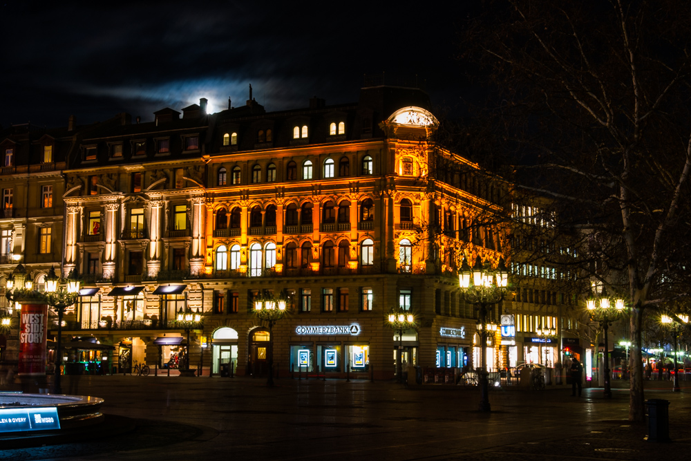 Gebäude am Opernplatz in Frankfurt