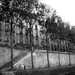 Gebäude an der Seine