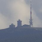 Gebäude auf dem Brocken (1141 m) von Westen aus mit einfacher Kamera