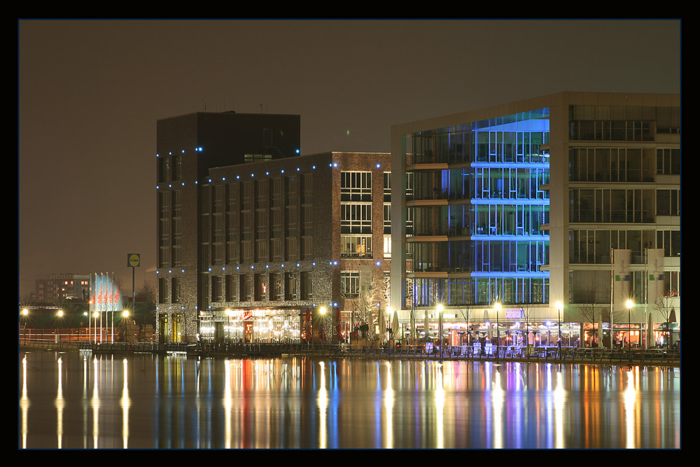 Gebäude im Duisburger Hafen