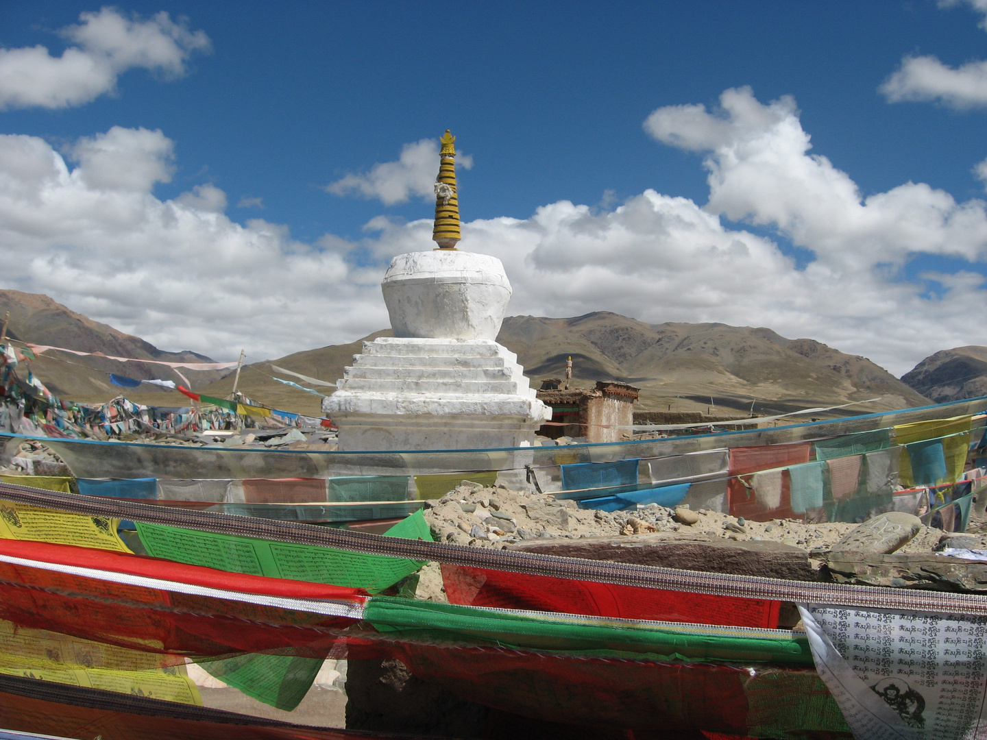 Gebetsfahnen in Tibet