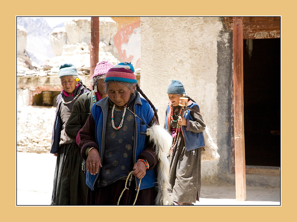 Gebetszeremonie in Kloster Lamayuru in Ladakh