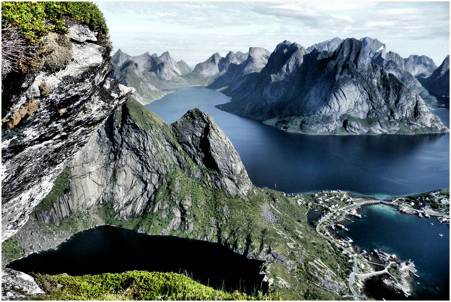 GEBIRGE IM NORDMEER