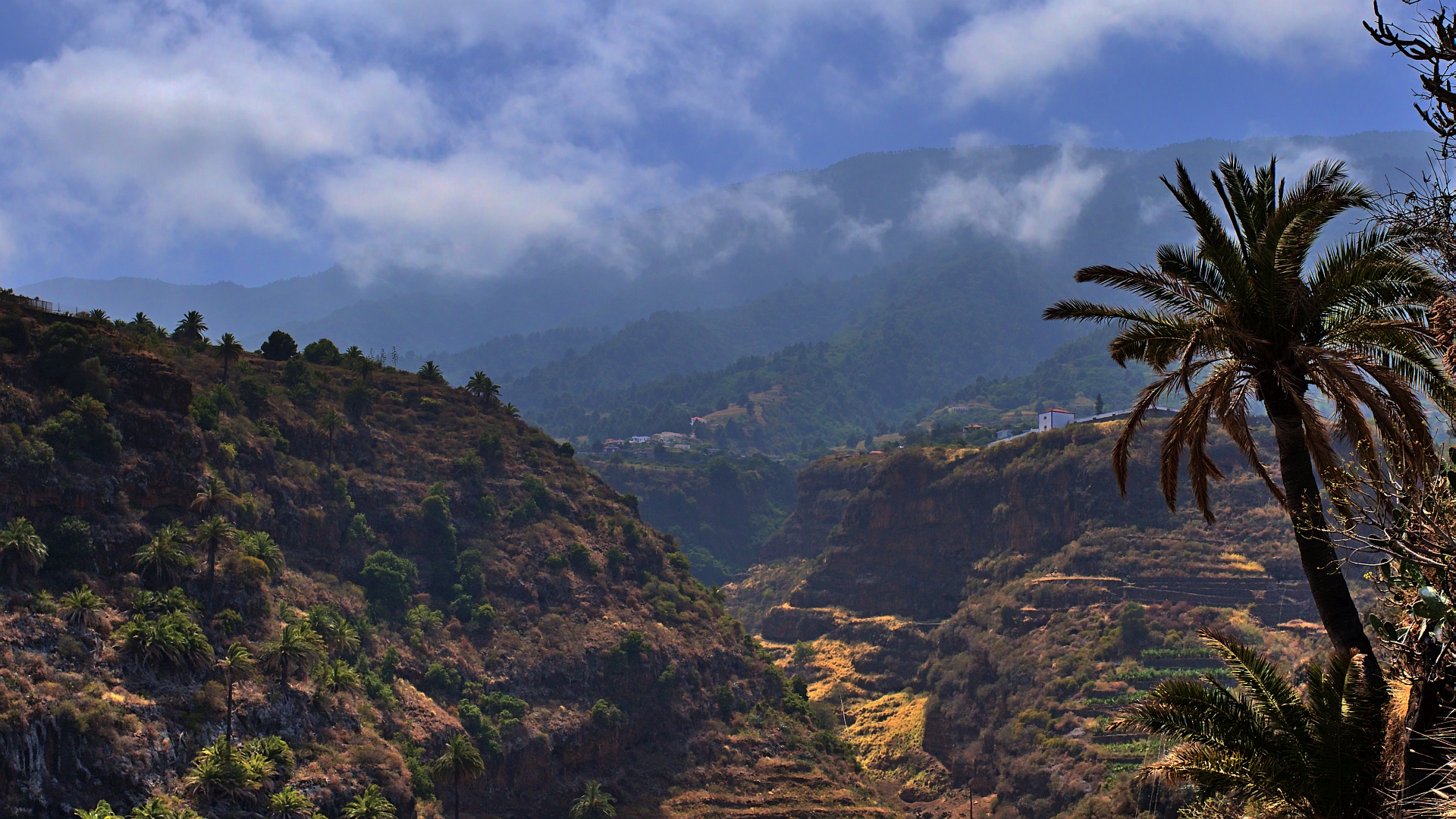 Gebirge, Santa Cruz in La Palma