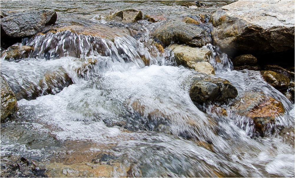 Gebirgsbach | Stromschnelle