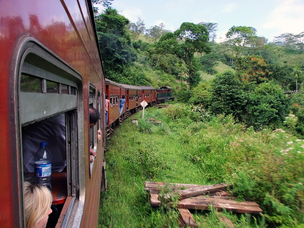 Gebirgsfahrt in Sri Lanka