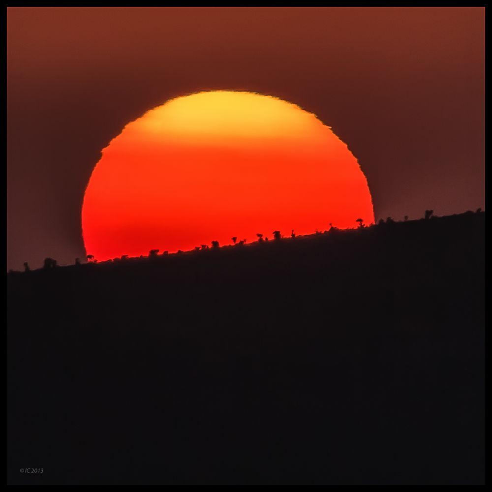 Gebirgskamm im Sonnenball