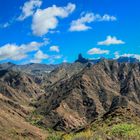 Gebirgszug mit dem Roque Nublo auf Gran Canaria Panorama