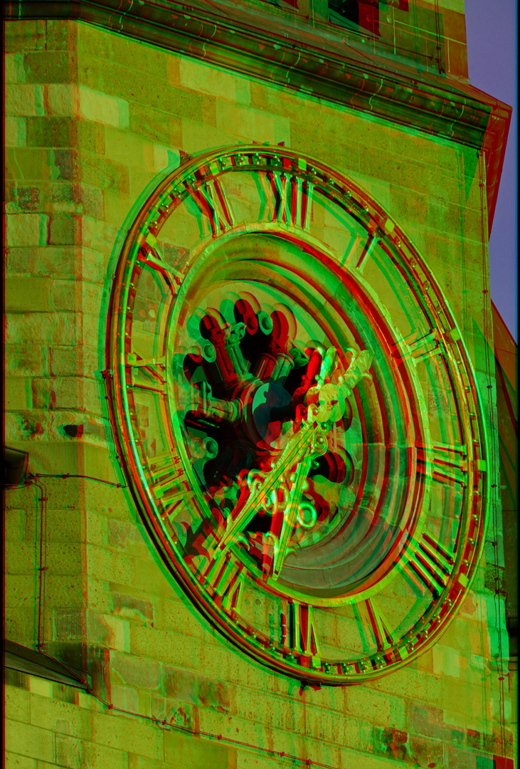  Gedächtniskirche  um 18:37 Uhr   (3D-Cha-Analoguhr-Anaglyphe)