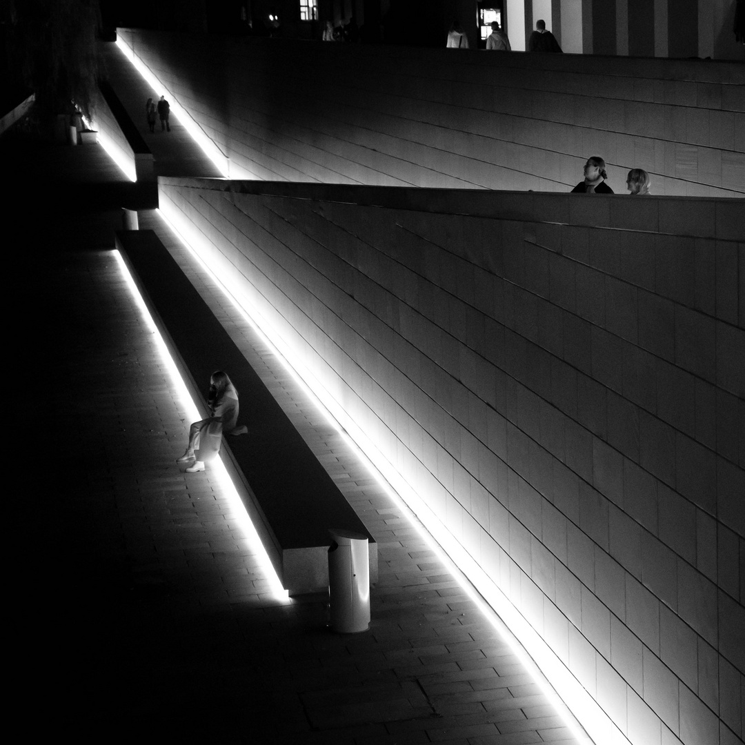 Gedanken in der Nacht Foto & Bild bw, street, spezial Bilder auf