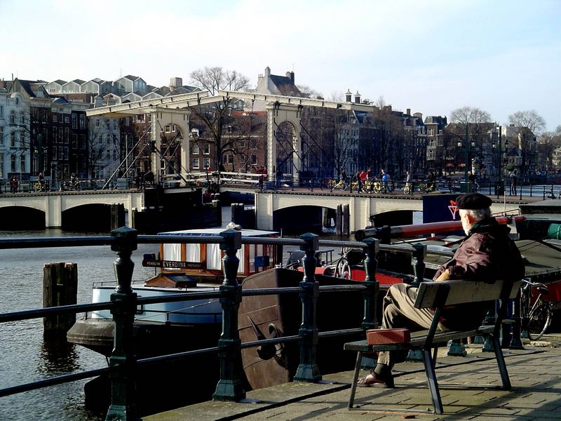 Gedankenversunken an der Magere brug