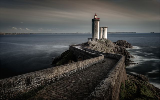 — gedankenversunken —