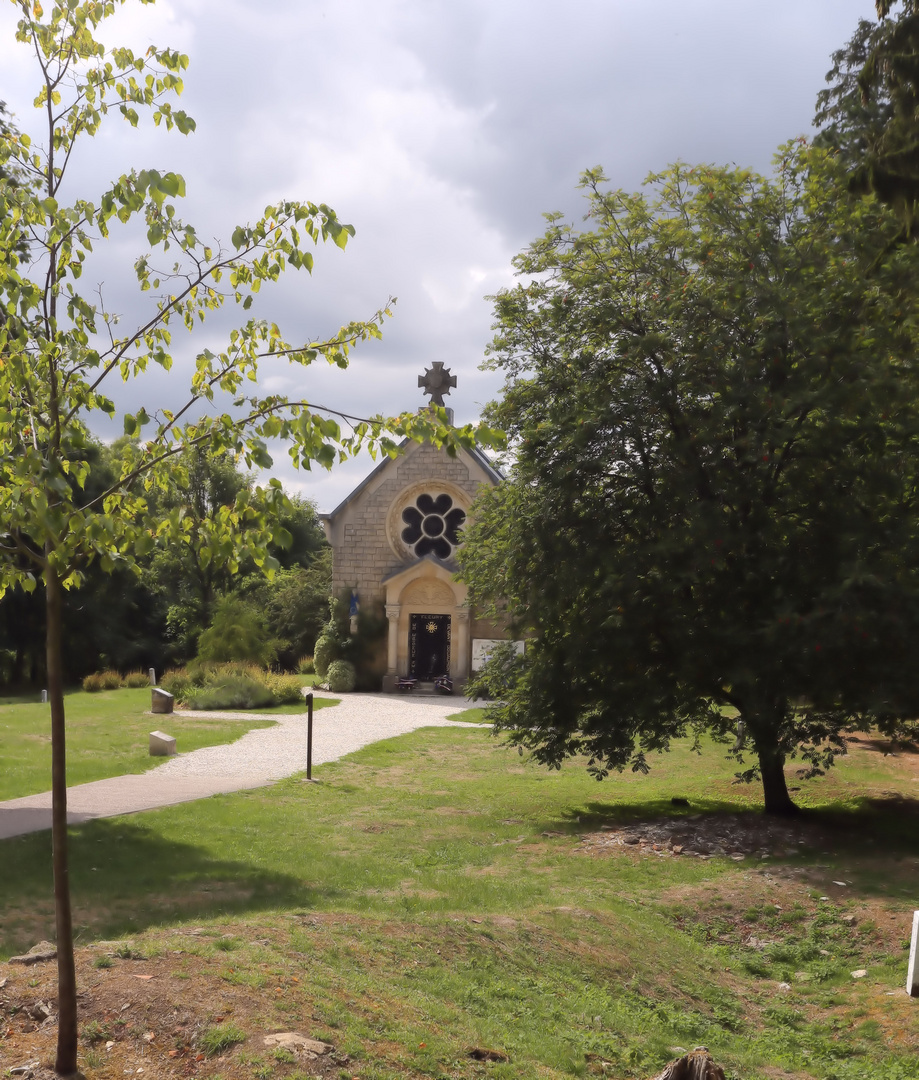 gedenkkirche bei verdun.....