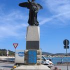 Gedenkstatue in Marina di Campo