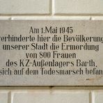 Gedenktafel in Ribnitz erinnert an Todesmarsch von 1945