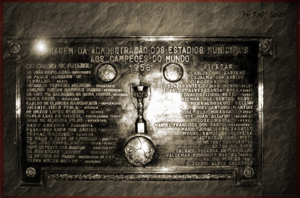 Gedenktafel von der WM 1958 im Maracana-Stadion in Rio de Janeiro