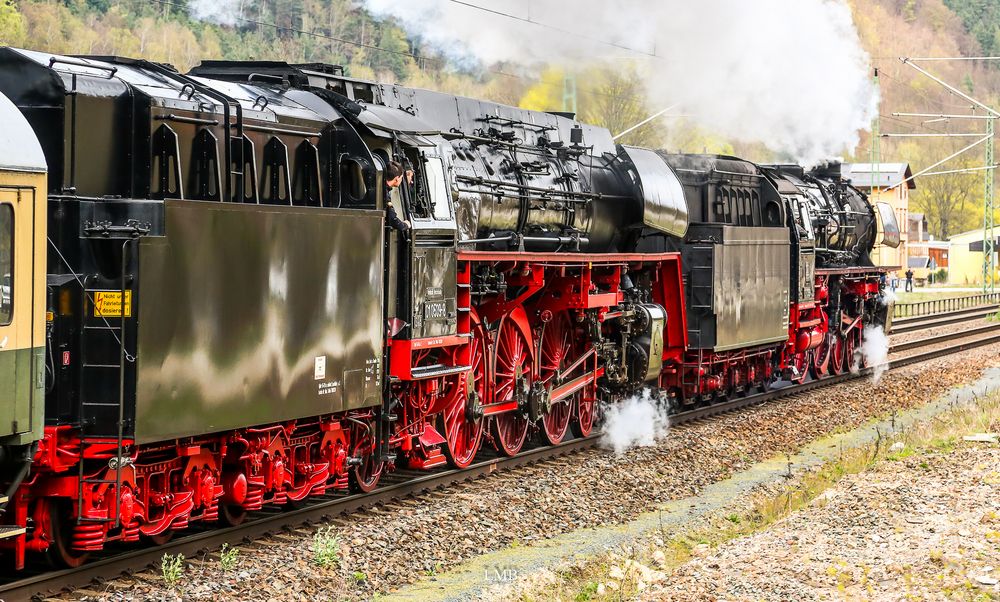 Gedoppelte Schnellzug-Dampfkraft