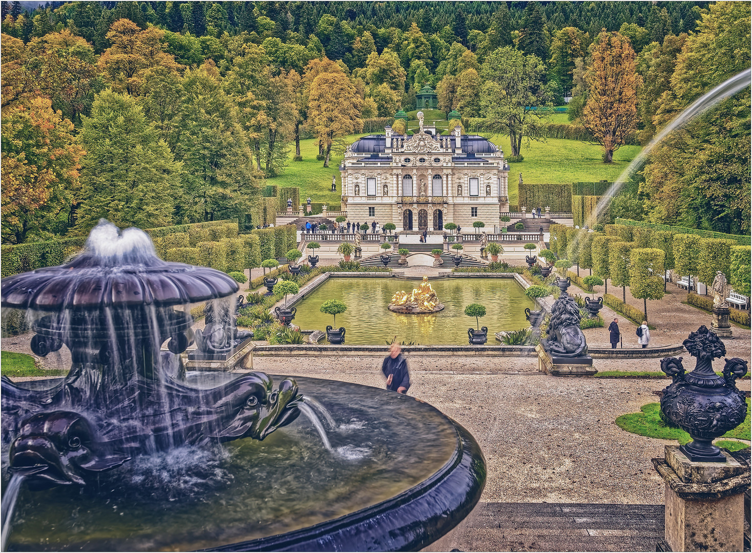 Gedrosselte Wasserspiele – Schloß Linderhof