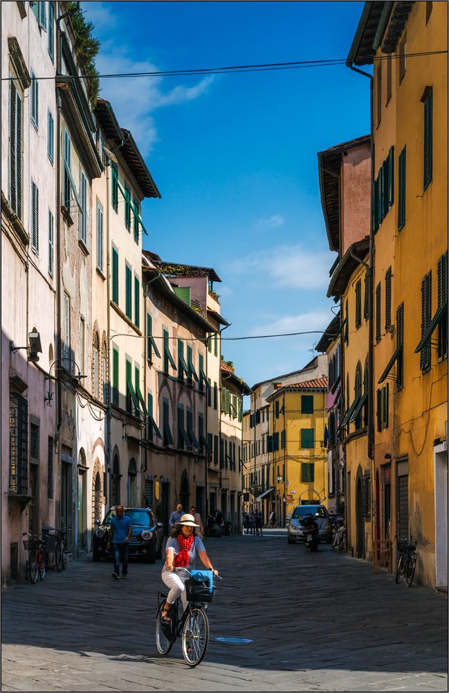 Geeignetes Vehicle in Lucca