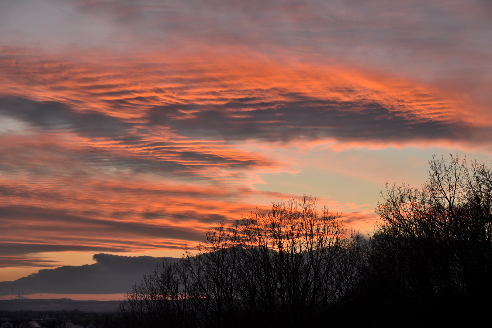 Gefalteter Schweinfurter Abendhimmel