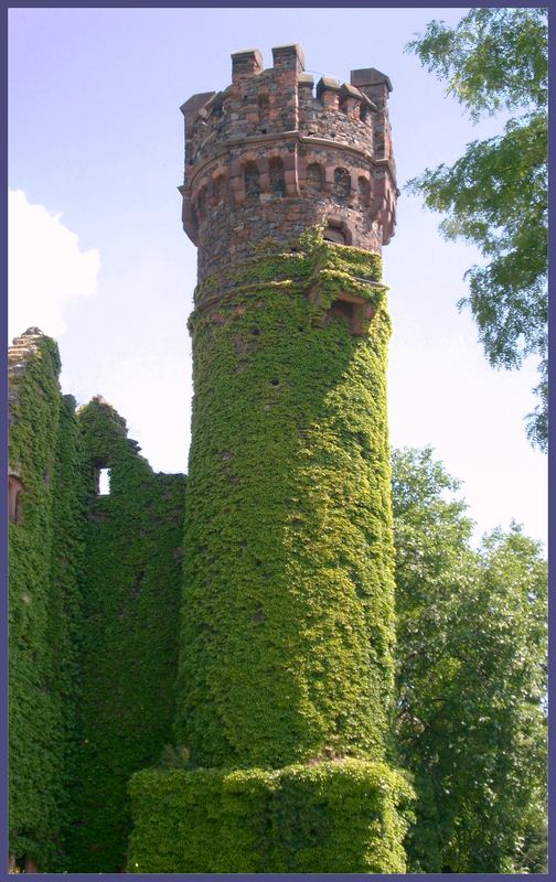 Gefangen, hoch oben im Turm