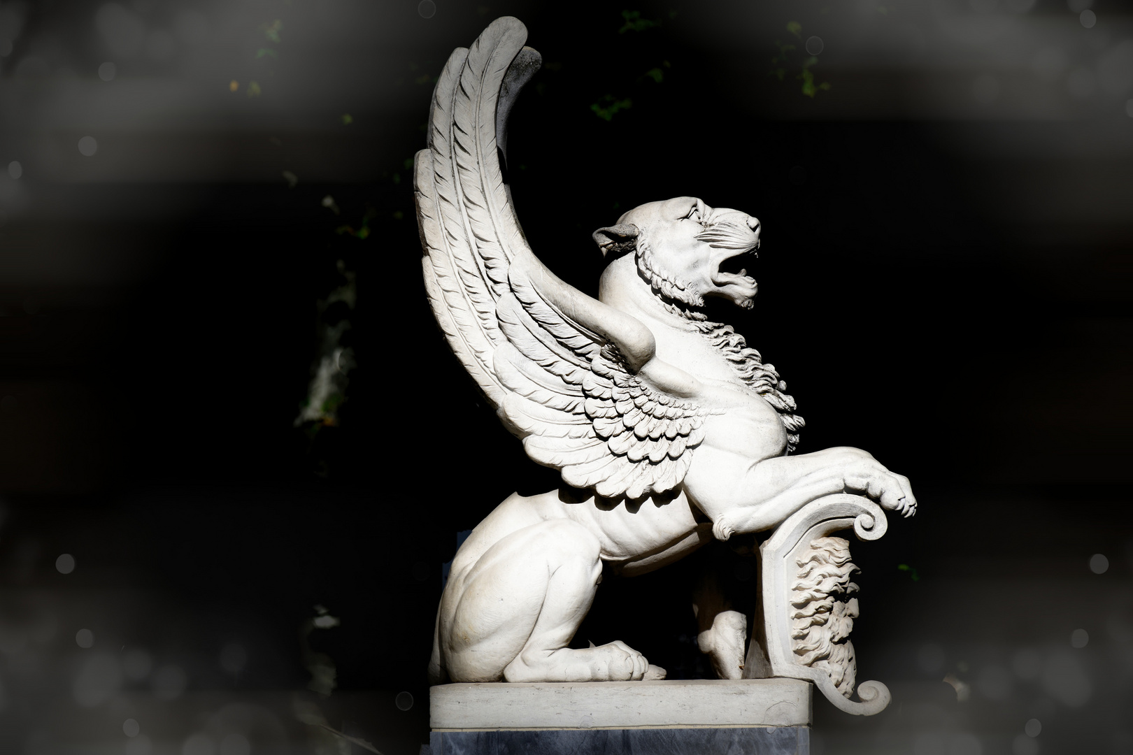 Geflügelter Löwe Foto & Bild europe, spain, madrid Bilder auf