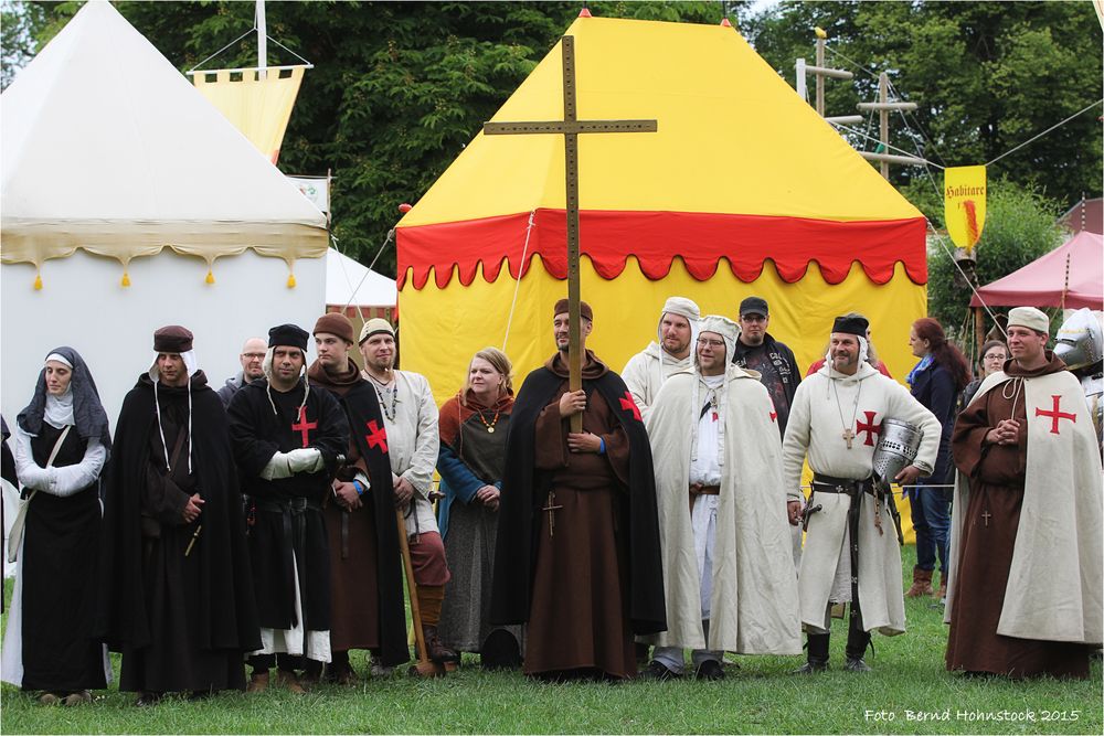 Gefolge beim Mittelaltermarkt ... in Grefrath