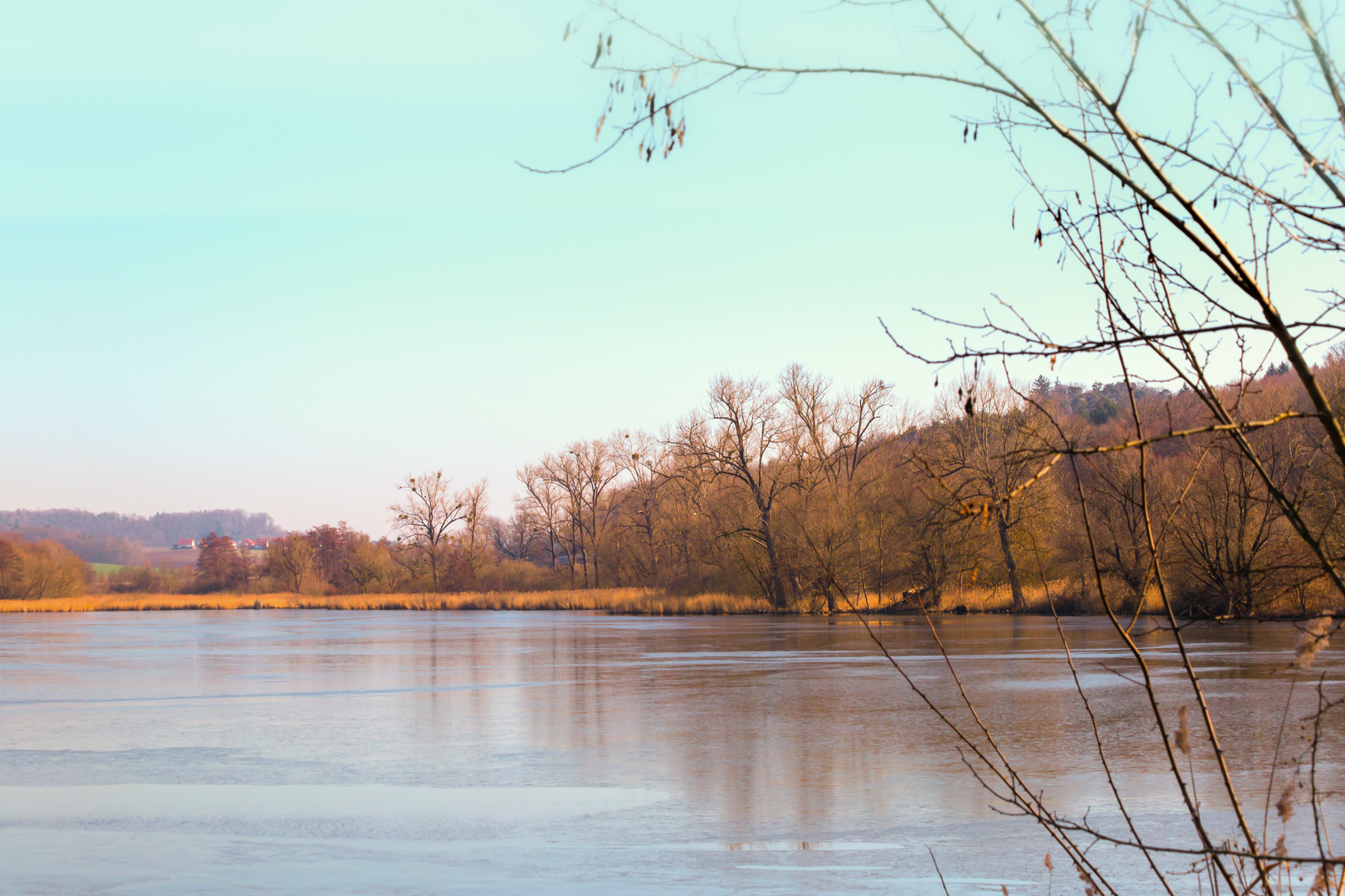 Gefrierender Aalkistensee